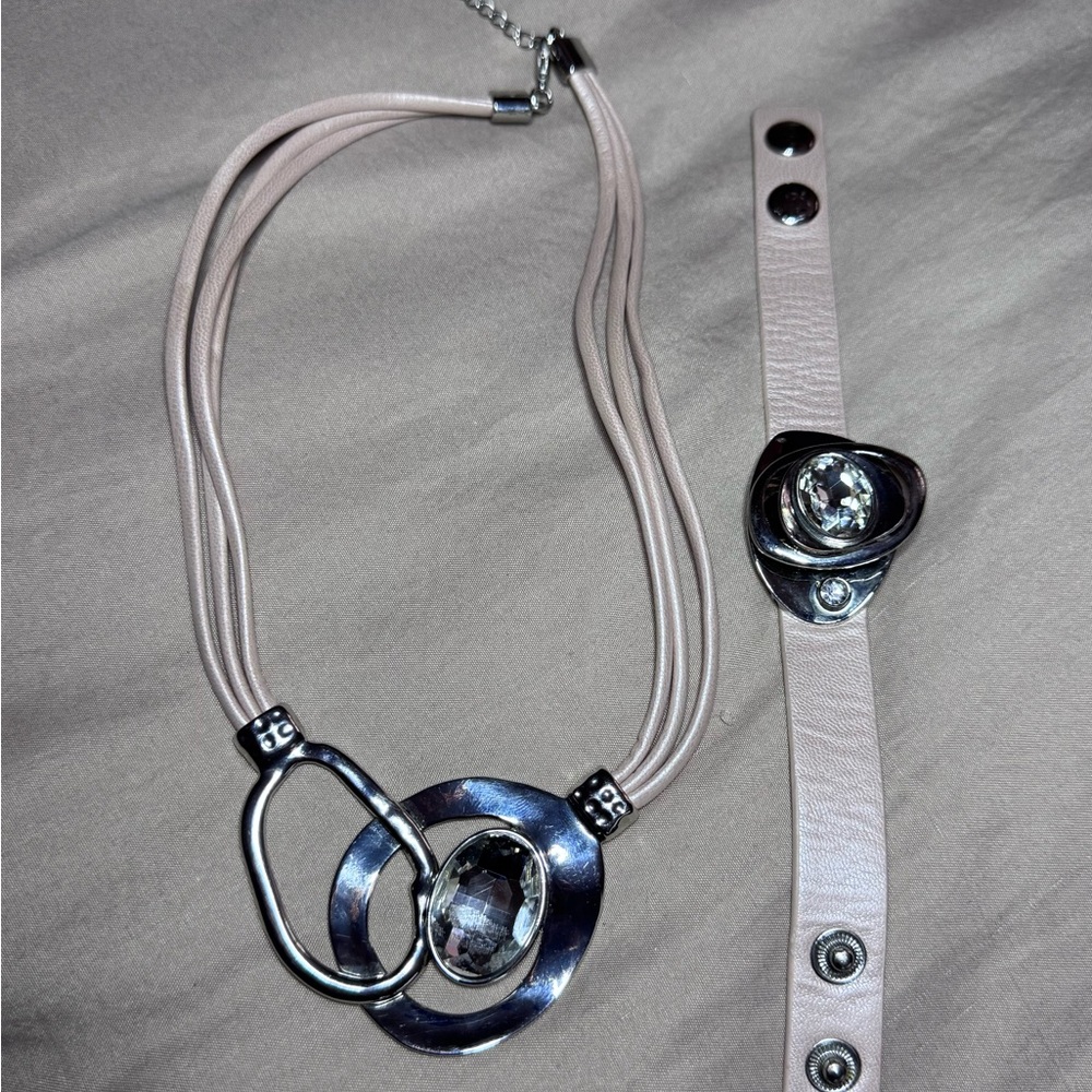 Silver and Beige Necklace and Bracelet Set
